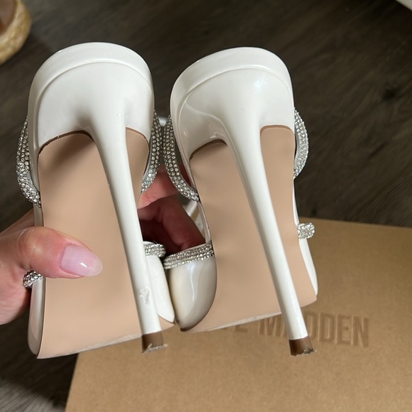 Steve Madden Viable Heel - Off White - Picture 15 of 16